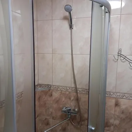 двухярусная в центре мукачева, улица мира Apartment